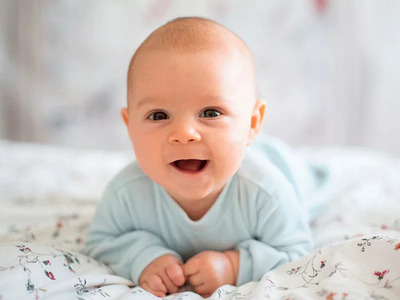 Niño feliz